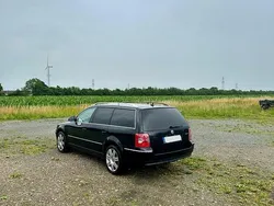 Schwarz Gebraucht 2005 VW Passat Kombi | 1.799 € (Guter Preis)