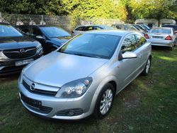 Silber Gebraucht 2005 Opel Astra GTC Edition Coupé | 2.690 € (Fairer Preis)