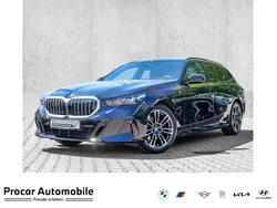 Schwarz Gebraucht 2024 BMW 520 M Sport Kombi | 53.460 € (Superpreis)