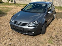 Silber Gebraucht 2008 VW Golf V Comfortline Kleinwagen | 2.999 € (Fairer Preis)