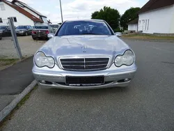 Silber Gebraucht 2001 Mercedes C200 Classic Limousine | 1.450 € (Guter Preis)
