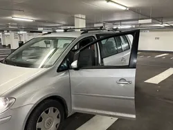 Silber Gebraucht 2010 VW Touran Comfortline Van / Kleinbus | 7.000 € (Fairer Preis)