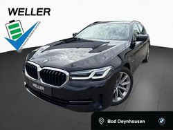 Schwarz (schwarz) Gebraucht 2024 BMW 530e Sport Line Kombi | 42.990 € (Fairer Preis)