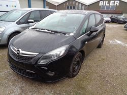 Schwarz Gebraucht 2015 Opel Zafira Tourer Edition Van / Kleinbus | 6.300 € (Fairer Preis)