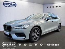 Grau Gebraucht 2024 Volvo V60 Core Kombi | 36.950 € (Superpreis)