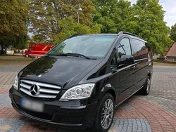 Schwarz Gebraucht 2011 Mercedes Viano Van / Kleinbus | 16.500 € (Guter Preis)