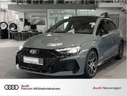 Grau Neu 2024 Audi RS3 Sportback Sport Kleinwagen | 74.995 €