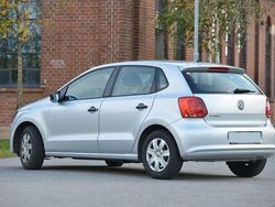 Silber Gebraucht 2010 VW Polo Trendline Limousine | 5.300 € (Fairer Preis)