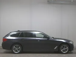 Grau Gebraucht 2020 BMW 520 Performance Kombi | 23.380 € (Superpreis)