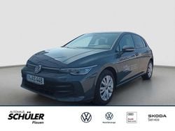 Grau (delfingrau metallic) Gebraucht 2024 VW Golf VIII Life Limousine | 24.535 € (Fairer Preis)