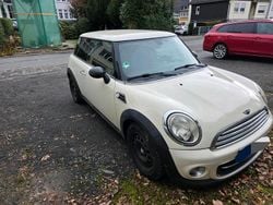 Beige Gebraucht 2011 Mini Cooper Kleinwagen | 2.800 € (Guter Preis)