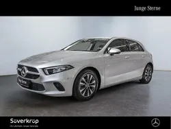 Silber Gebraucht 2022 Mercedes A180 Limousine | 25.880 € (Guter Preis)