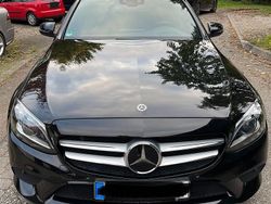 Schwarz Gebraucht 2020 Mercedes C300 Avantgarde Kombi | 30.950 € (Guter Preis)