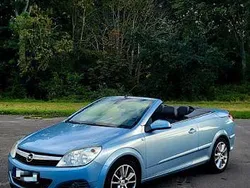 Blau Gebraucht 2007 Opel Astra Cabriolet Cabrio | 3.599 € (Fairer Preis)