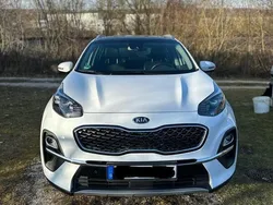 Weiß Gebraucht 2020 Kia Sportage Spirit SUV | 24.750 € (Etwas zu teuer)