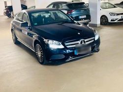 Blau Gebraucht 2015 Mercedes C220 Limousine | 11.999 €