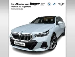 M brooklyn grau Gebraucht 2024 BMW 520 M Sport Kombi | 54.440 € (Etwas zu teuer)