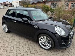 Schwarz Gebraucht 2016 Mini Cooper Chili Kleinwagen | 10.290 € (Guter Preis)