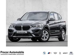 Grau Gebraucht 2022 BMW X1 Sport Line SUV | 25.590 € (Guter Preis)