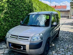 Beige Gebraucht 2008 Citroën Berlingo Van / Kleinbus | 1.950 € (Guter Preis)