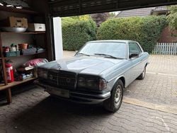 Blau Gebraucht 1984 Mercedes E280 Coupé | 6.800 €