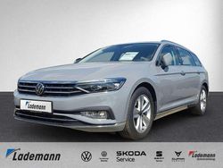 Mondsteingrau Gebraucht 2023 VW Passat Elegance Kombi | 29.684 € (Fairer Preis)