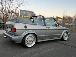 Grau Gebraucht 1988 VW Golf Cabriolet Cabrio | 9.500 €