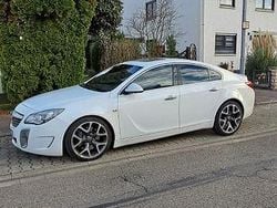Weiß Gebraucht 2015 Opel Insignia OPC Limousine | 12.600 € (Fairer Preis)