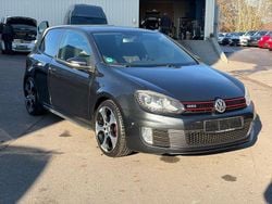 Grau Gebraucht 2011 VW Golf GTI Limousine | 6.950 € (Guter Preis)