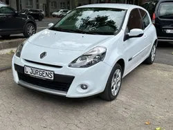 Weiß Gebraucht 2012 Renault Clio III Kleinwagen | 4.999 € (Etwas zu teuer)