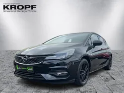 Onyx schwarz Gebraucht 2020 Opel Astra Edition Limousine | 17.490 € (Teuer)