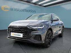 Grau Gebraucht 2023 Audi Q8 SUV | 73.749 € (Guter Preis)