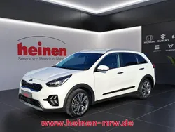 Weiß Gebraucht 2020 Kia Niro SUV | 18.899 € (Fairer Preis)
