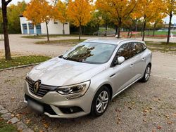Silber Gebraucht 2019 Renault Mégane GrandTour Kombi | 13.600 €