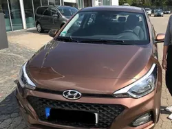 Braun Gebraucht 2019 Hyundai i20 Active Limousine | 10.900 € (Fairer Preis)