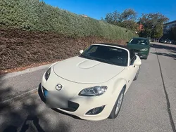 Weiß Gebraucht 2010 Mazda MX5 Cabrio | 6.500 €