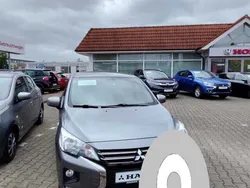Platinum grau (metallic) Gebraucht 2022 Mitsubishi Space Star Select+ Limousine | 13.500 € (Fairer Preis)