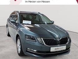 Quarzgrau metallic Gebraucht 2019 Skoda Octavia Style Kombi | 13.390 € (Guter Preis)