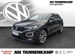 Deep black perleffekt (metallic) Gebraucht 2020 VW T-Roc Active SUV | 22.780 € (Fairer Preis)