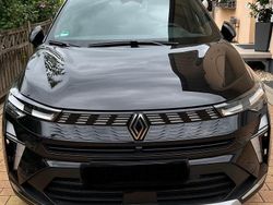 Schwarz Gebraucht 2024 Renault Symbioz Iconic SUV | 32.950 € (Fairer Preis)