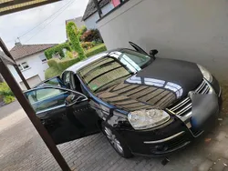 Schwarz Gebraucht 2006 VW Jetta Limousine | 3.600 € (Guter Preis)