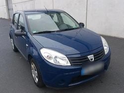 Blau Gebraucht 2009 Dacia Sandero Kleinwagen | 1.500 € (Superpreis)