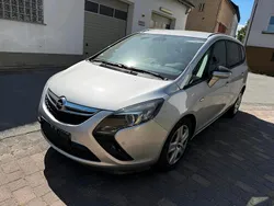 Silber Gebraucht 2014 Opel Zafira Tourer Eco Van / Kleinbus | 5.800 € (Guter Preis)
