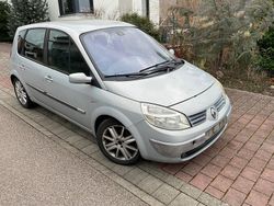Silber Gebraucht 2004 Renault Scénic Van / Kleinbus | 250 €