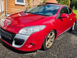 Rot Gebraucht 2009 Renault Mégane Coupé Coupé | 4.499 € (Guter Preis)