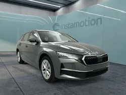 Grau Gebraucht 2024 Skoda Octavia Selection Kombi | 32.940 € (Fairer Preis)