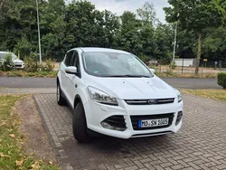 Weiß Gebraucht 2016 Ford Kuga SYNC Edition SUV | 12.000 € (Guter Preis)