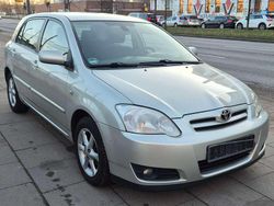 Silver metallic Gebraucht 2004 Toyota Corolla Sol Kleinwagen | 3.400 € (Fairer Preis)