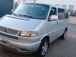 Silber Gebraucht 2001 VW Multivan Van / Kleinbus | 9.500 €