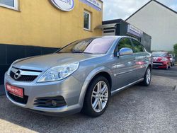 Grau Gebraucht 2005 Opel Vectra Edition Limousine | 2.790 € (Etwas zu teuer)